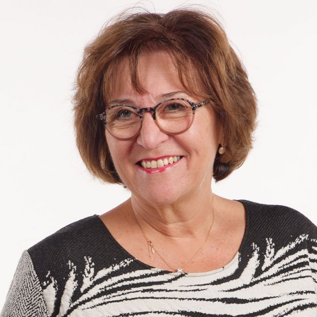 Elena Portoles Nikles