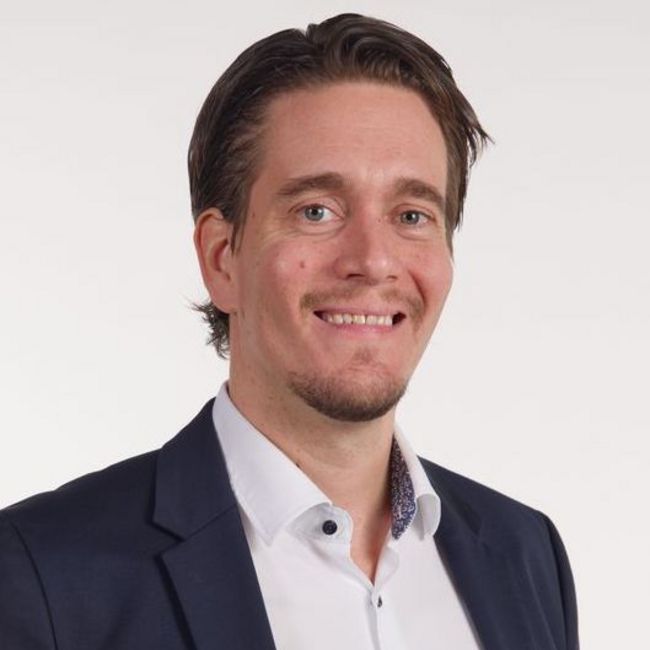 Alex Naray